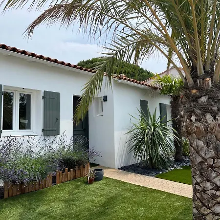 Mandalis Belle Et Grande Maison Avec Piscine Chauffee Et