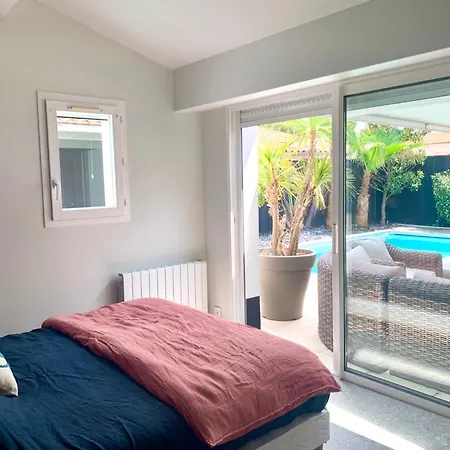 Mandalis Belle Et Grande Maison Avec Piscine Chauffee Et Hébergement de vacances